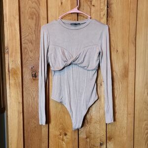 Lulus Bodycon Twist Bodice Crewneck Long Sleeve Thong Bodysuit Small Taupe